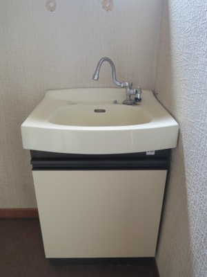 【洗面所】 | 笹原町1丁目貸家 | 二階の手洗い場