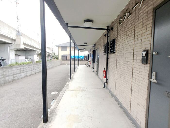 岸和田市藤井町１丁目のハイツのその他共用部分|ロビーです