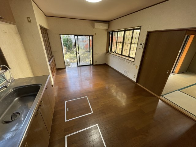 上谷新田戸建の洋室