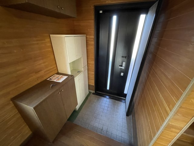 上谷新田戸建の玄関