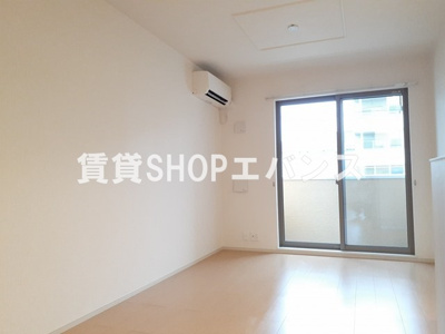 【居間・リビング】 | サンライトIII | ゆったり過ごせる居間です