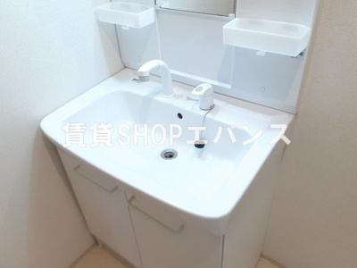 【洗面所】 | サンライトIII | コンパクトで使いやすい洗面所