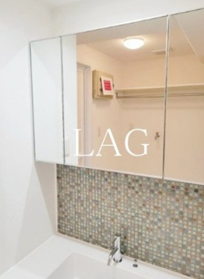 【洗面所】 | ユーコート東武練馬 | 独立洗面台です。