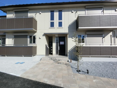 【エントランス】 | イーストコート Ａ | エントランス