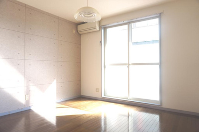 【居間・リビング】 | ラ・リバート