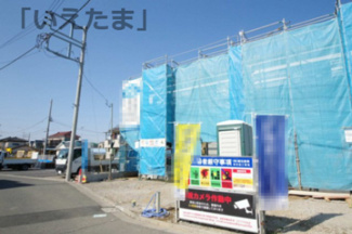 【外観】 | 【仲介手数料無料！！】府中市日新町5丁目　新築戸建て（全3棟）1号棟　5290万円 | 1号棟　令和７年11月28日撮影　建築中