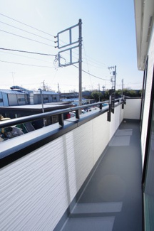 【バルコニー】 | 【仲介手数料無料！！】府中市日新町5丁目　新築戸建て（全3棟）1号棟　5290万円