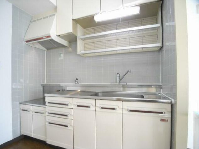 さいたま市浦和区常盤７丁目のアパートのキッチン