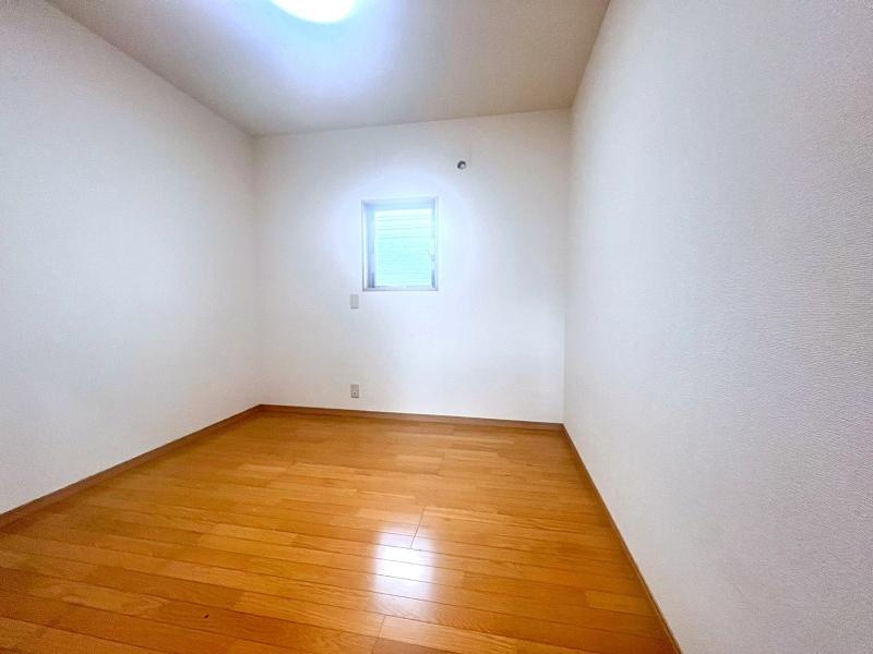 高知市六泉寺町　中古戸建ての収納|2F:6納戸