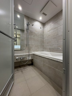 【浴室】 | ＮＫ青山ホームズ | ※写真は同タイプ住戸です。