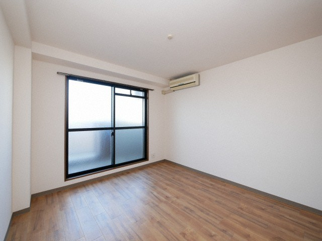 プレミアム新福島の居間・リビング