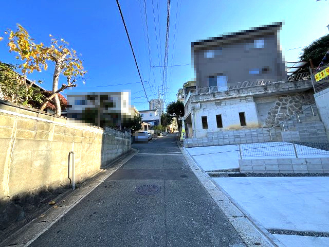 【その他】 | 福岡市中央区小笹4丁目1期　2号棟（全2棟）【仲介手数料無料・0円】 | 現地写真。前面道路です。