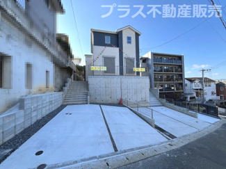 【外観】 | 現地写真。同じ物件を見るなら、プラス不動産販売にお任せ下さい。