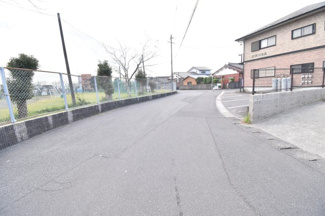 【前面道路含む現地写真】 | 鹿屋市寿２丁目　中古戸建