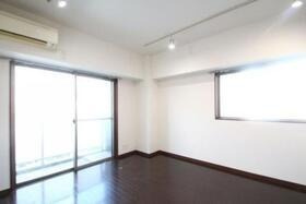 ヴァンクールの居間・リビング|室内　8.4帖