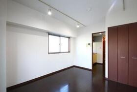 ヴァンクールの寝室|室内　フローリング