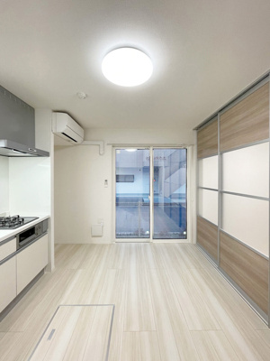 【居間・リビング】 | Kirsche | こちらのリビングで趣味の時間をお楽しみください