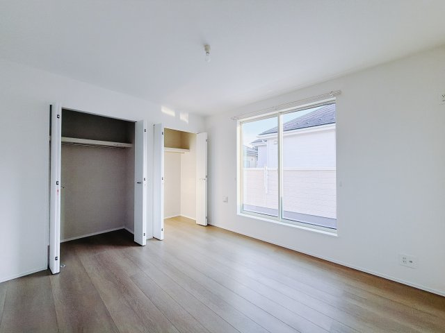 【新築戸建】高崎市石原町1501番の洋室|■2階洋室｜子供部屋のメリットは「自立心を養うことができる」「自分で整理整頓できるようになる」そして、お子様が成長した際には「プライバシーを確保できる」といい事だらけ♪