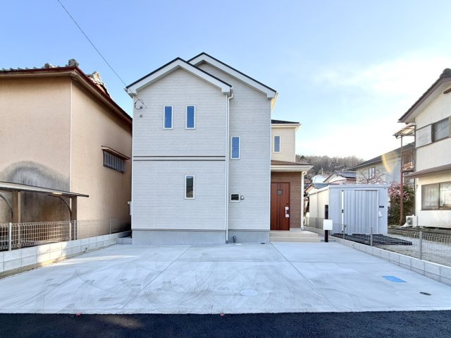 【新築戸建】高崎市石原町1501番の外観|■外観|シンプルで洗練されたデザインは住まう人の色に染まり、個性を映し出します♪本日見学可能(*＾＾*)