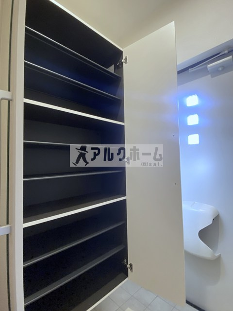 ブルースカイ3の玄関