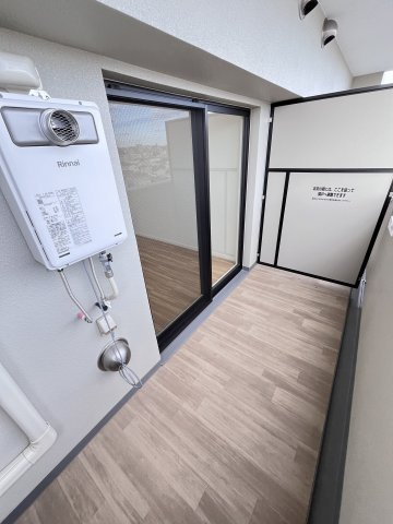 大阪市城東区野江４丁目の賃貸マンションのバルコニー