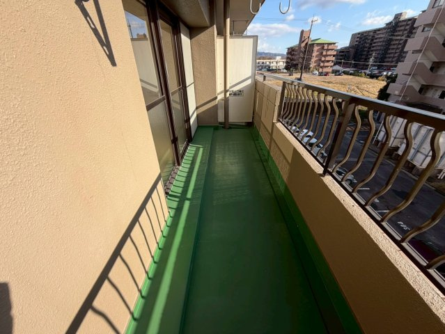 レインボー苗場のバルコニー|陽当たりの良い南面バルコニーでお洗濯ものもよく乾きます♪