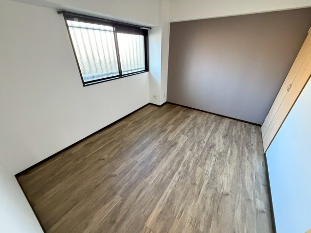 レインボー苗場の洋室