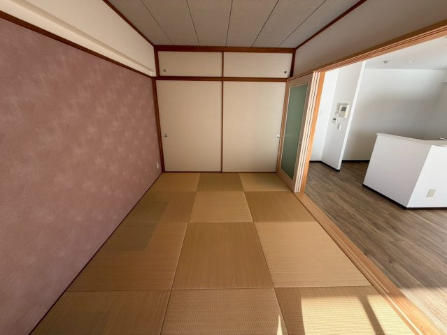 レインボー苗場の和室|リビングの続きの和室