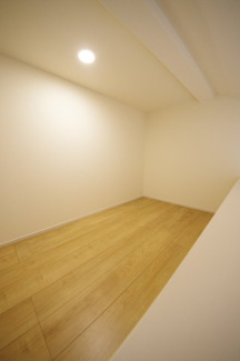 【収納】 | 【仲介手数料無料！！】府中市是政1丁目　新築戸建て（全2棟）1号棟　5390万円 | ロフト付き