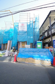 【外観】 | 【仲介手数料無料！！】府中市是政1丁目　新築戸建て（全2棟）1号棟　5580万円 | 令和８年１月１８日撮影　建築中