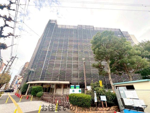 ストークマンション綾瀬の外観|ドキドキの新生活も、安心してスタート。ぴったりの住まいを見つけませんか？クランディアが一緒に住まい選びをサポートします‼　まずは、お気軽にお問合せください　＃クランディア