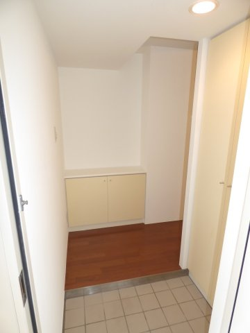 リッツスクエアⅡの玄関