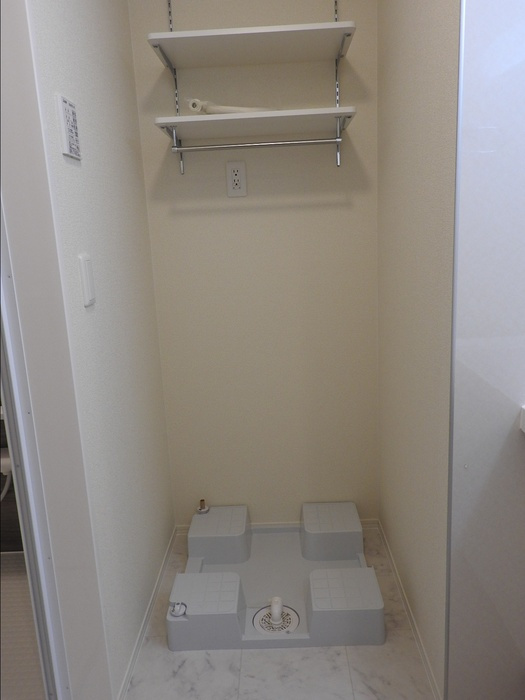 岸和田市八阪町１丁目のハイツの設備