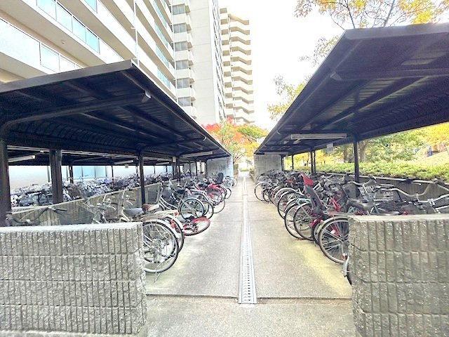 【駐輪場】 | オークヒルズ香里四番館