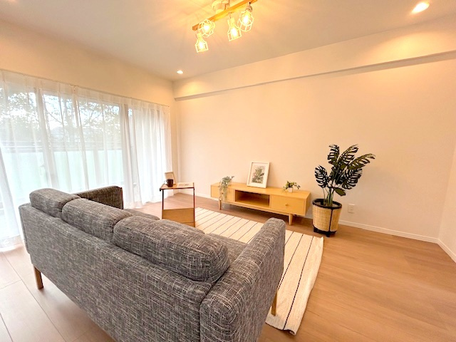 【居間・リビング】 | オークヒルズ香里四番館