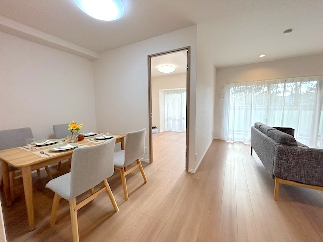 【居間・リビング】 | オークヒルズ香里四番館