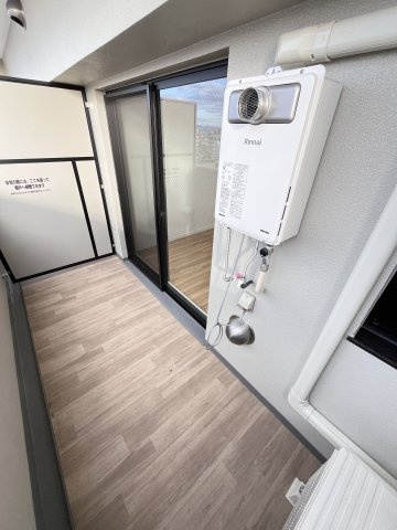 大阪市城東区野江４丁目の賃貸マンションのバルコニー