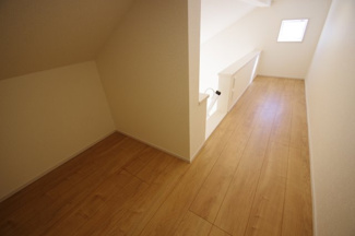 【収納】 | 【仲介手数料無料！！】府中市是政1丁目　新築戸建て（全2棟）2号棟　5390万円 | ロフトの内部