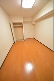 【居間・リビング】 | グラマシー心斎橋東 | ユーカ心斎橋東　洋室