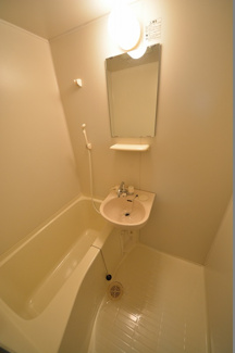 【浴室】 | グラマシー心斎橋東 | ユーカ心斎橋東　浴室