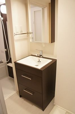 【独立洗面台】 | リブリ・ADハウス | 独立洗面台で身支度をすべて済ませてしまいましょう