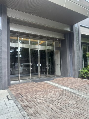 【中古マンション】プラウド大津におの浜のエントランス