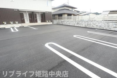 【駐車場】 | ルミエール