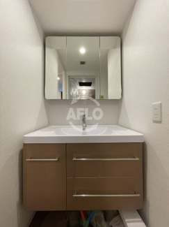 【独立洗面台】 | セレニテフラン難波 | セレニテフラン難波　独立洗面台