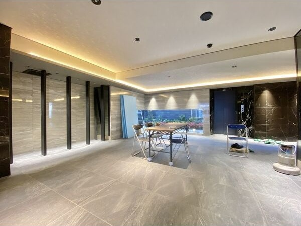 S-RESIDENCE鶴舞IIのロビー