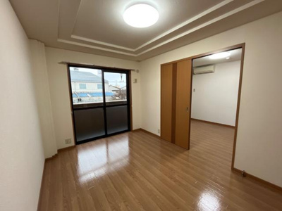 【居間・リビング】 | グランフォースMOCO | 洋室