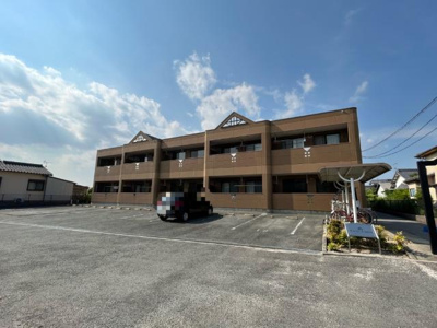 【駐車場】 | グランフォースMOCO | 外観写真（昼）