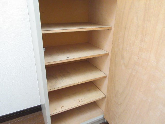 ハイツアドレサントの収納