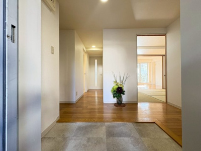 【玄関】 | 箕面市桜井1丁目テラスハウス