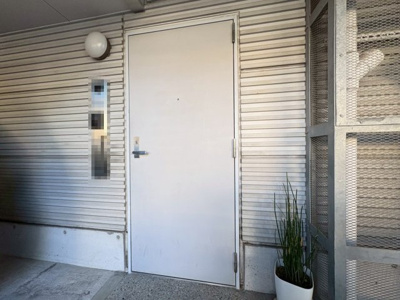 【玄関】 | 箕面市桜井1丁目テラスハウス